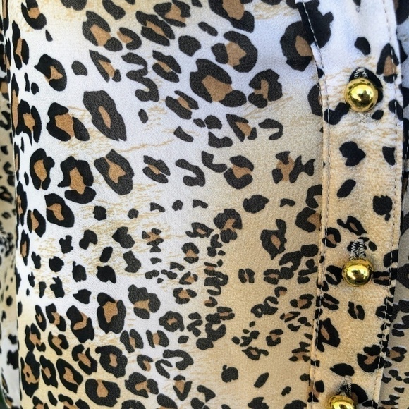 🎉Rebellious One Leopard Top - Picture 4 of 7